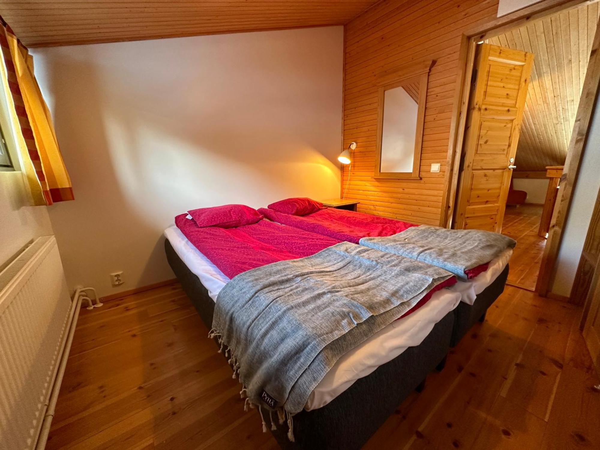 Holysuites 2 - Ski-In And Out Apartment In The Middle Of Ski Slopes In Pyhae Pyhätunturi Exteriör bild